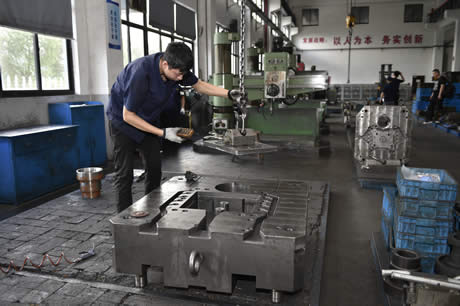 壓鑄模具制造流程-模框加工